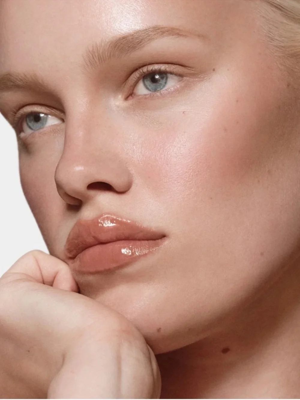 RHODE LIP PEPTIDE IN “COLADA” LIMITED EDITION